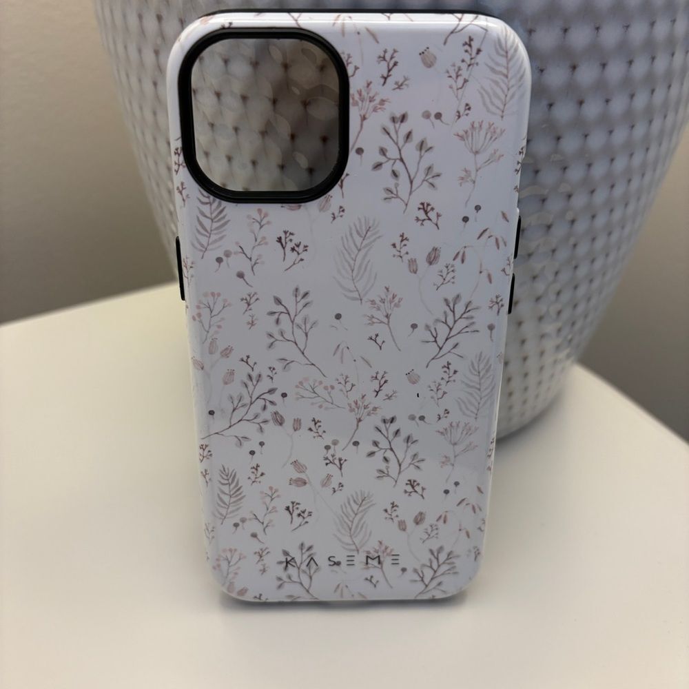 Kaseme Floral Pattern Protective iPhone 13 Case